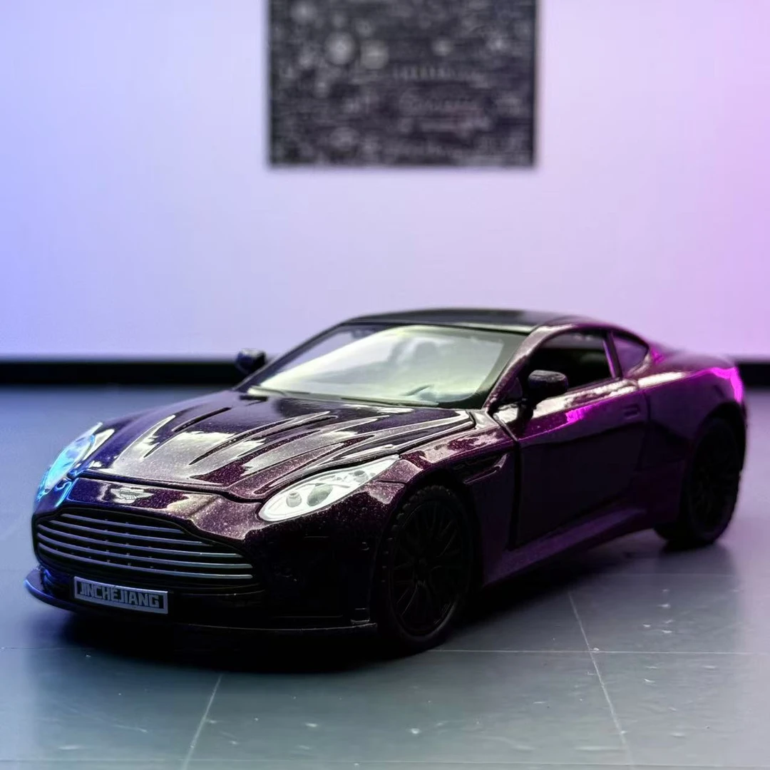 潮玩 阿斯顿马丁DB11 合金汽车模型 仿真收藏摆件 多功能玩具跑车