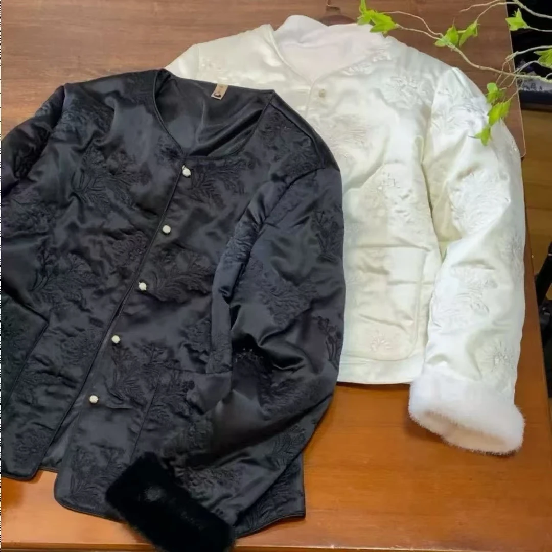 悦享女装2024冬季新款加厚保暖新中式桑蚕丝刺绣加绒提花国风外套