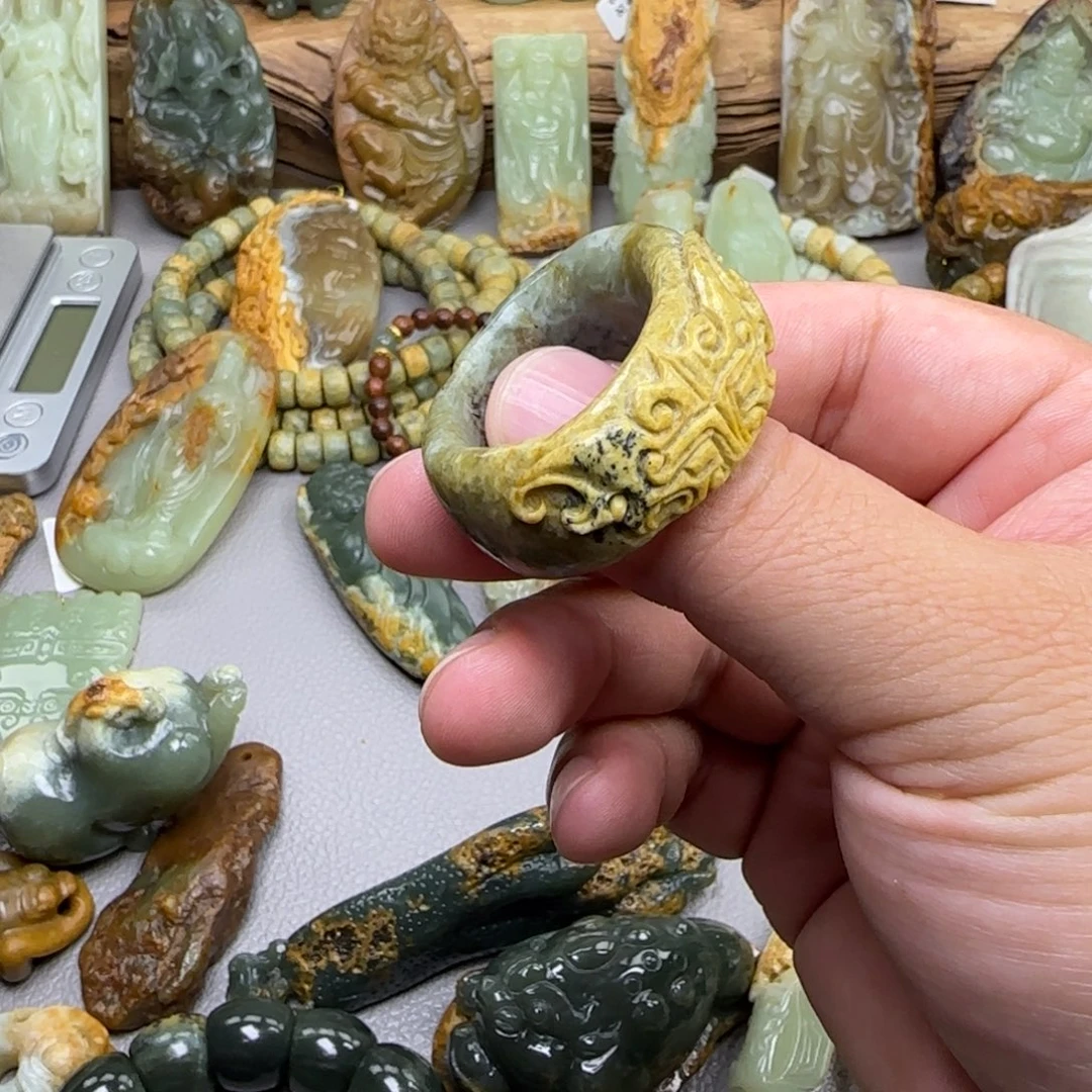 岫岩河磨玉（透闪石质玉）未镶嵌珠宝奇石