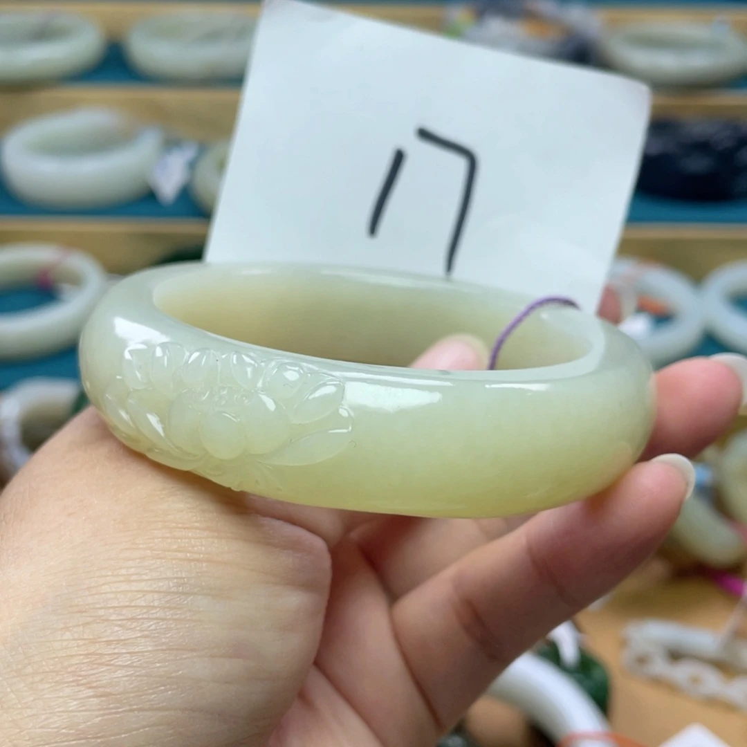 未镶嵌手镯和田玉圈口62