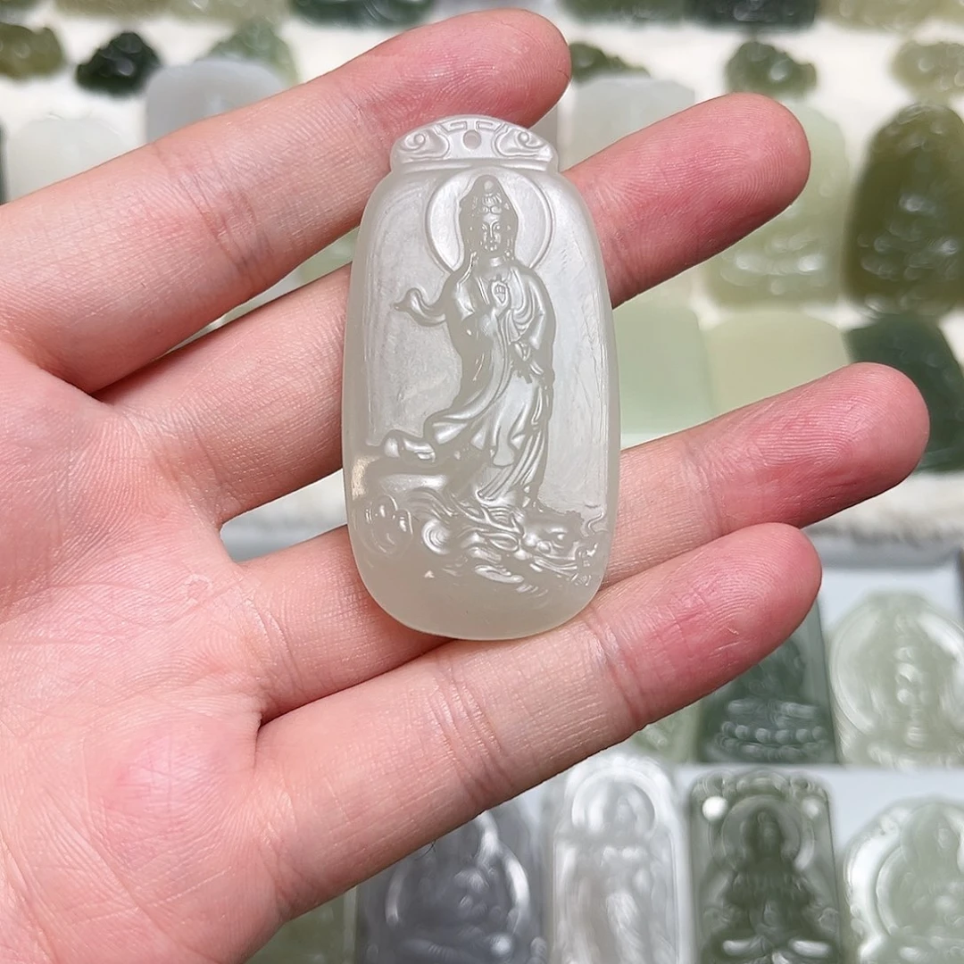 和田玉未镶嵌颈饰五**門