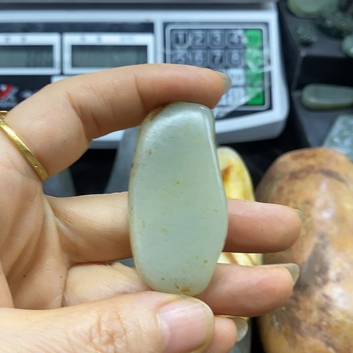 未镶嵌和田玉（糖玉）挂件