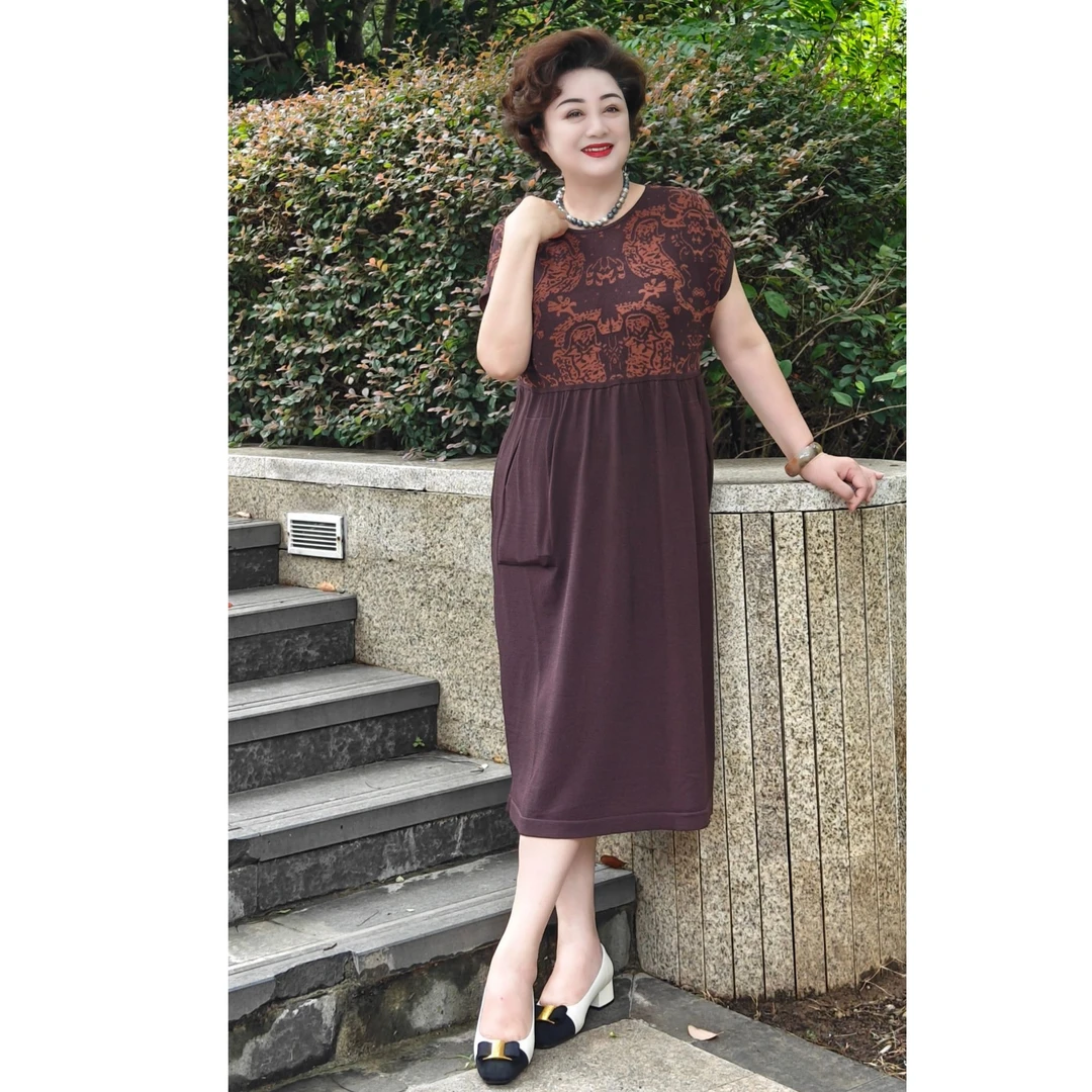 大码妈妈装红咖色针织连衣裙收腰显瘦设计师优雅时尚气质复古夏季