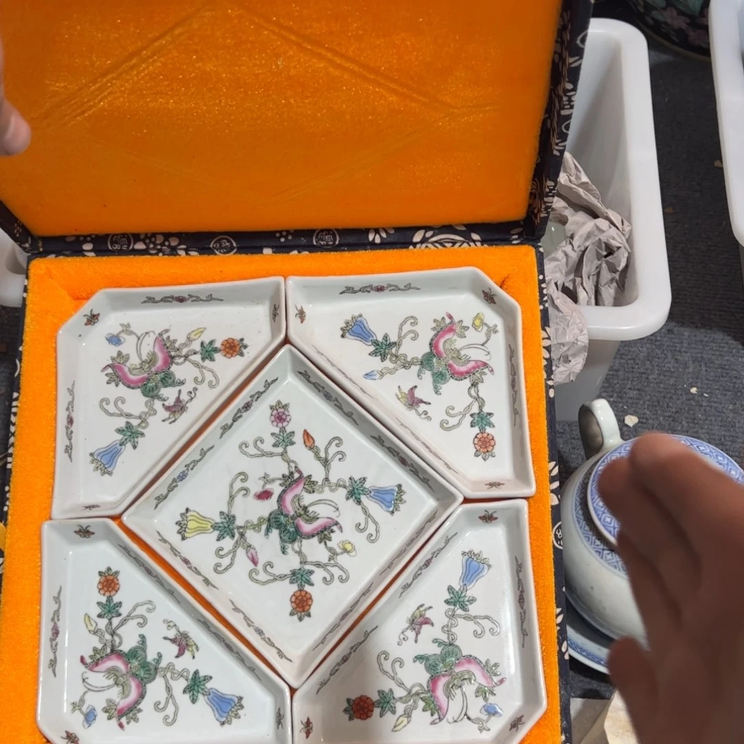 摆件陶5子粉彩手绘蝴蝶拼盘