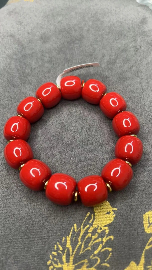 小怡高端推荐  三 LSS 0676