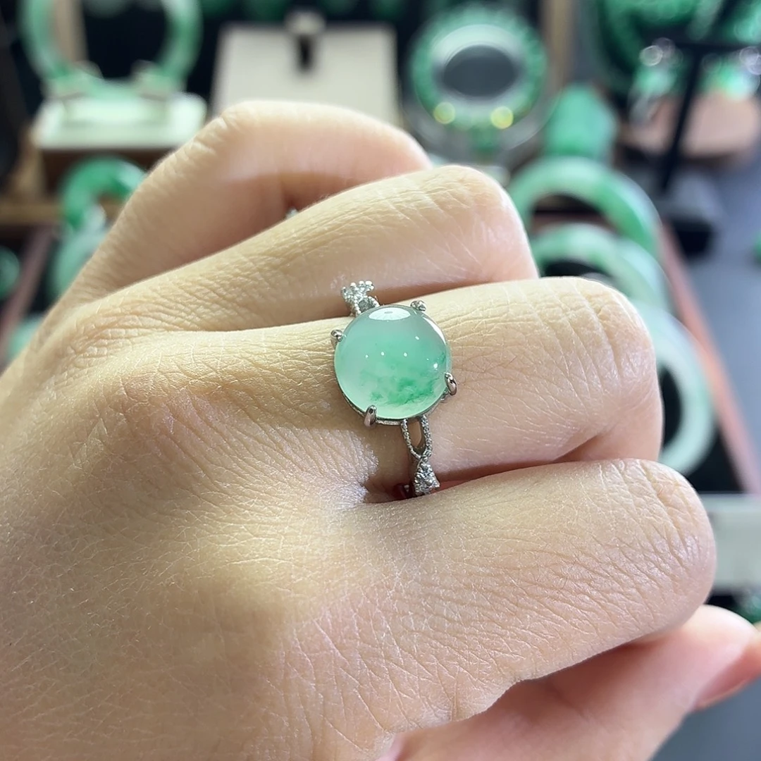 石英质玉合金戒指