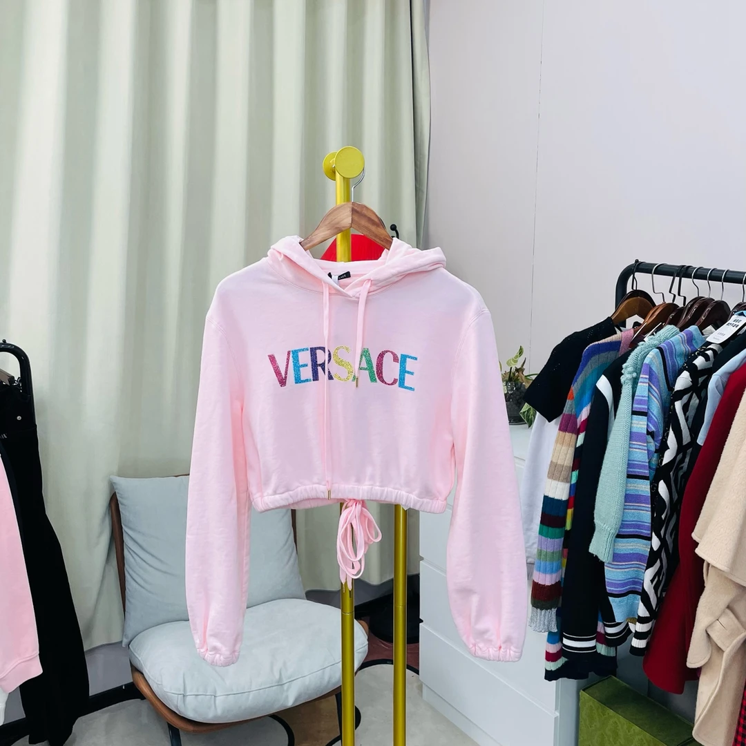 99新 VERSACE/范思哲  粉色胸前大logo帽衫 38码