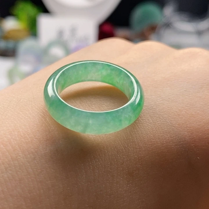 若***聿定制翡翠未镶嵌翡翠