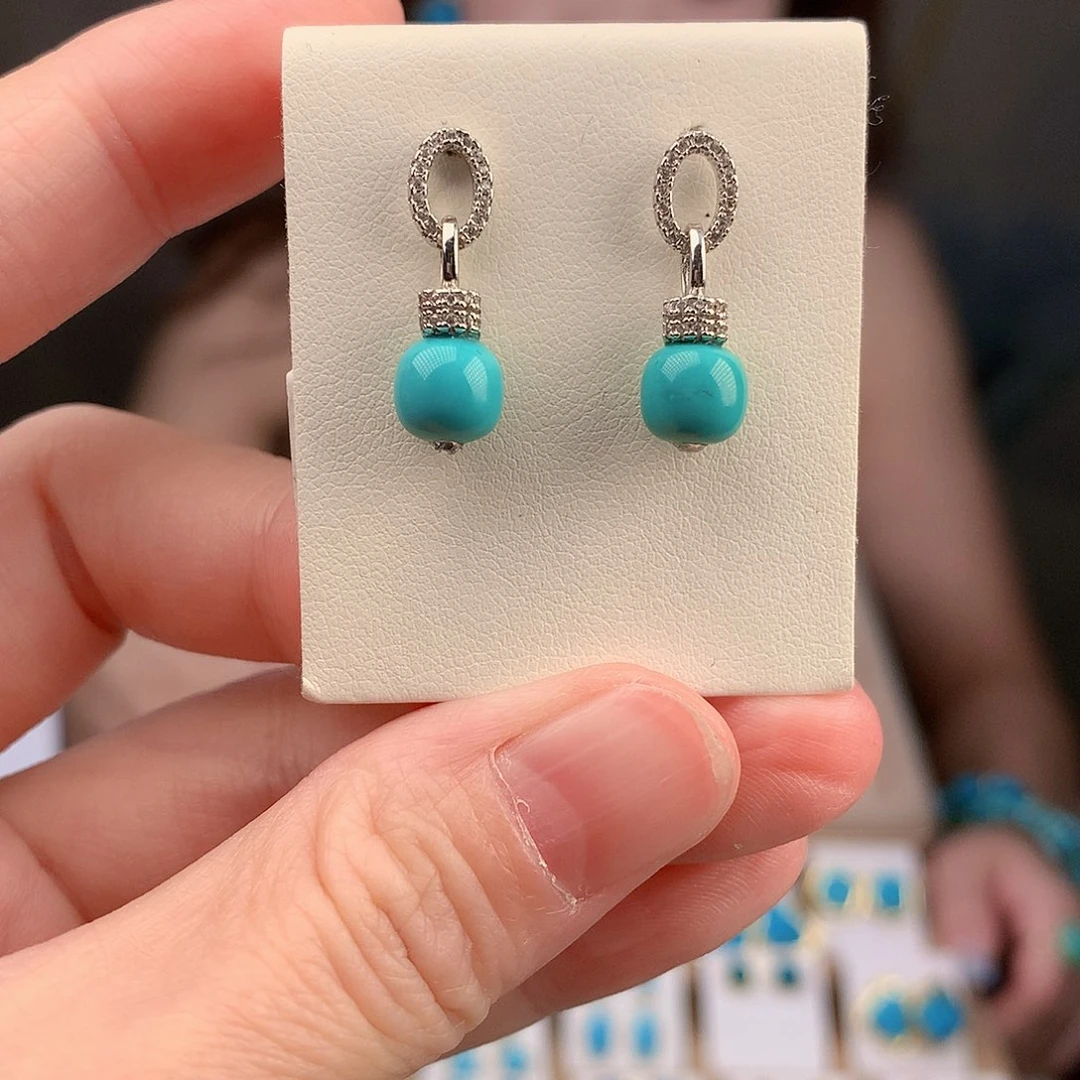 未镶嵌绿松石耳饰