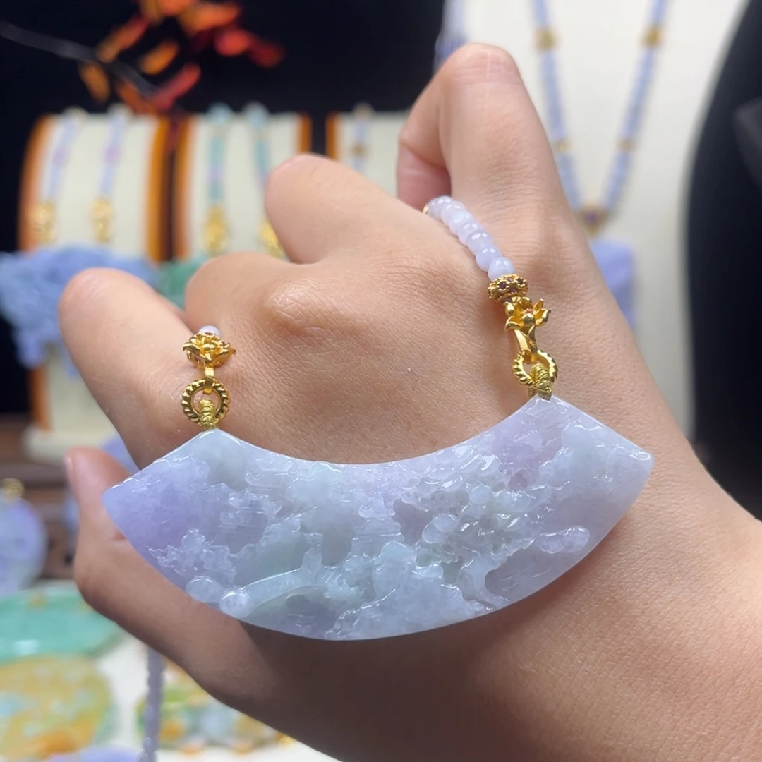 翡翠未镶嵌吊坠(赠链)天然翡翠