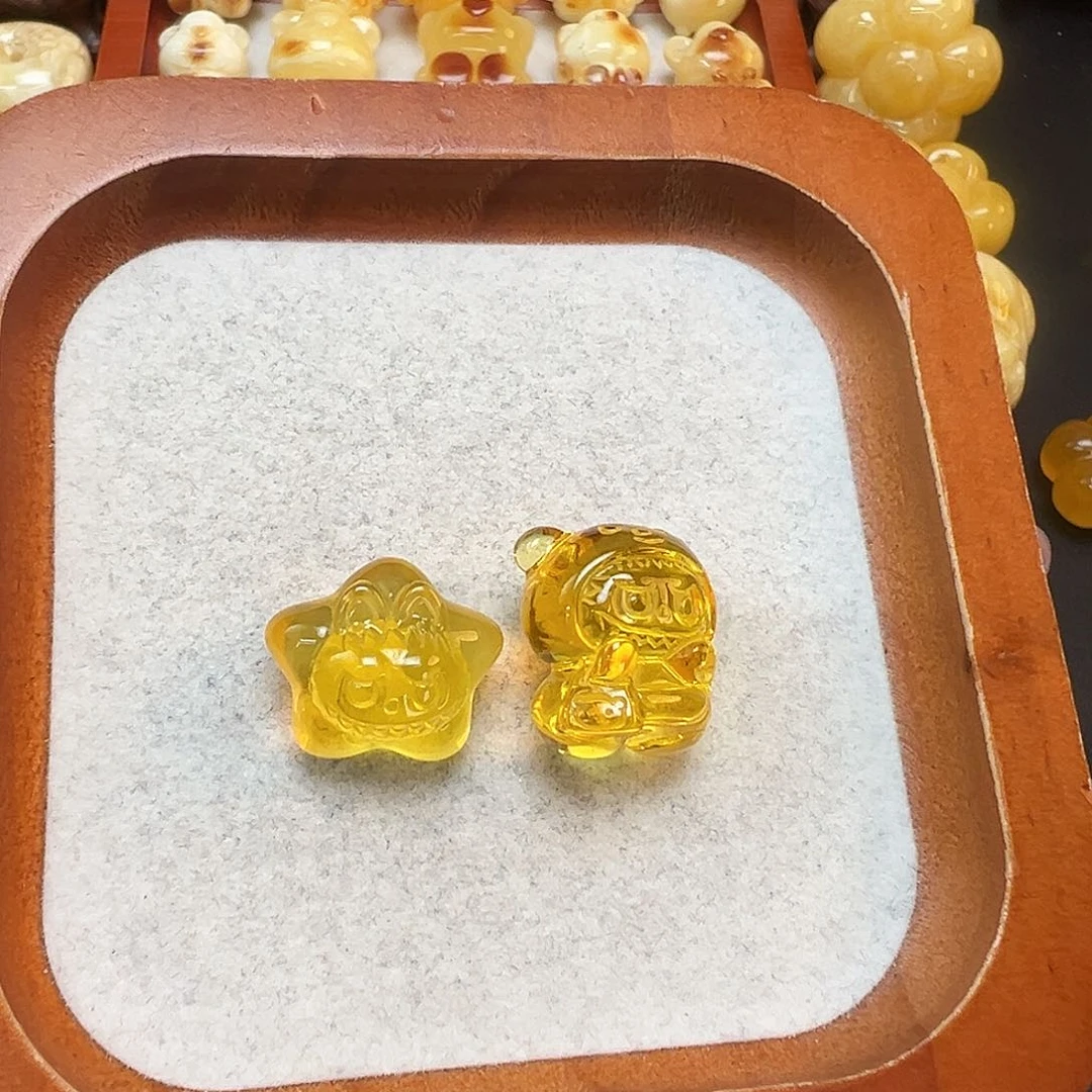 兜***喔未镶嵌琥珀珠宝奇石