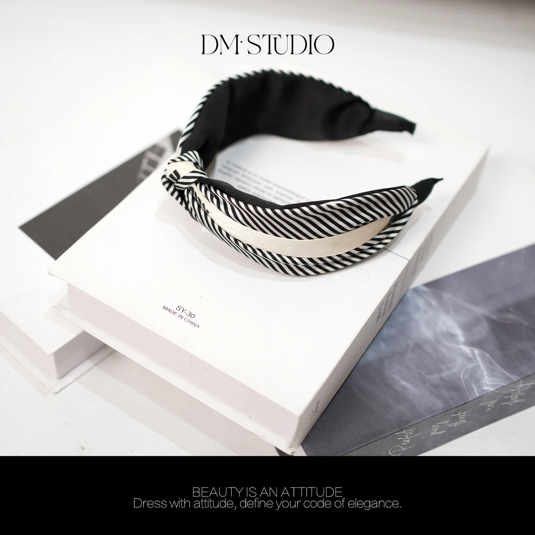 DEDM•STUDIO/温婉风气质甜美百搭精致感条纹发箍发饰（54781）