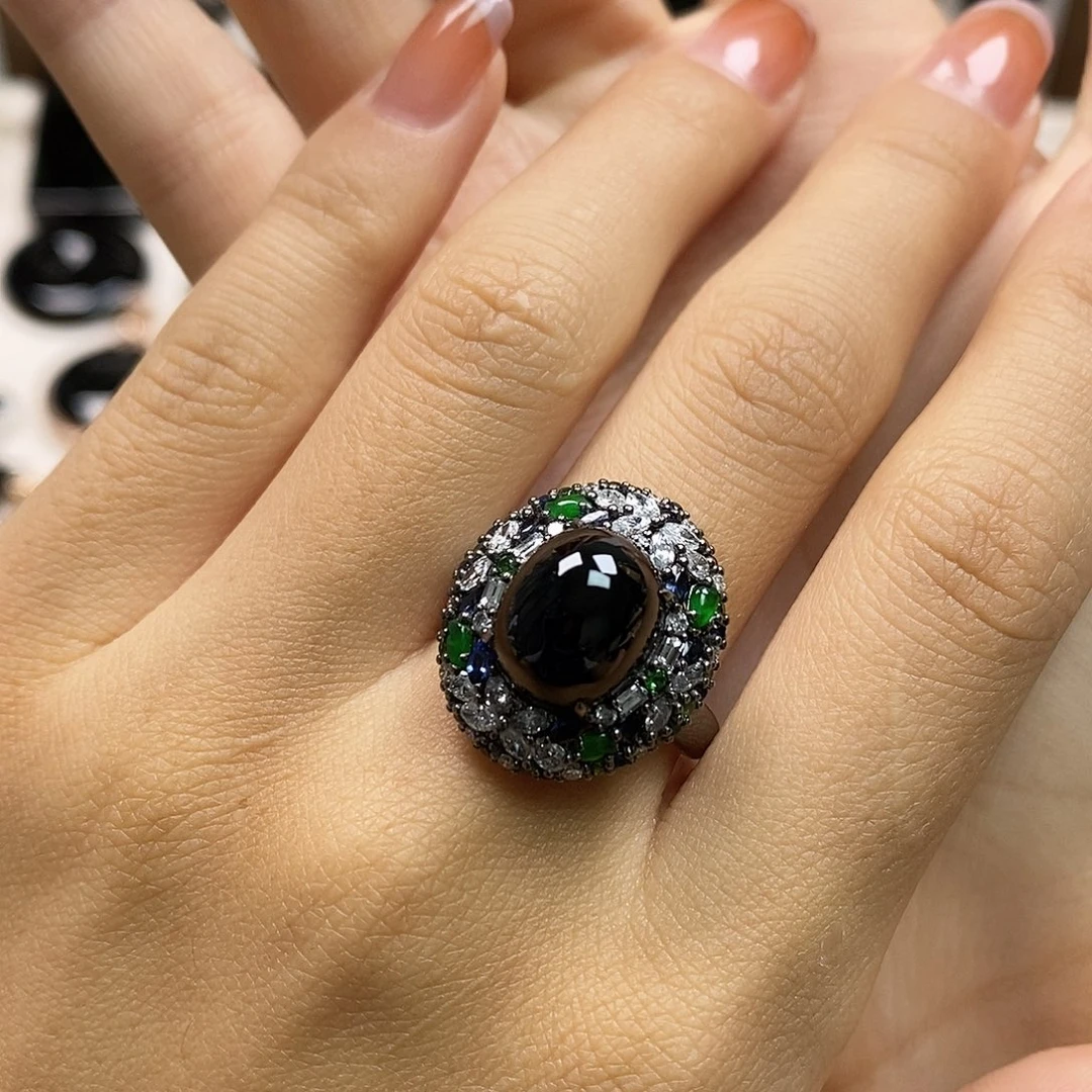 翡翠18K金镶嵌戒指