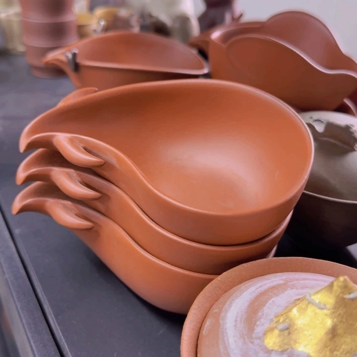 紫砂茶壶朱泥牛公道