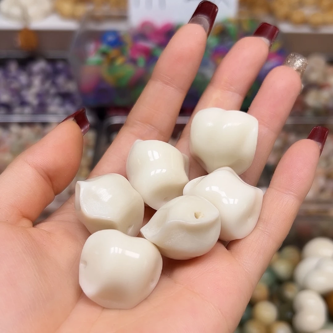 手串菩提根/象牙果瑕疵白饺子6颗有裂