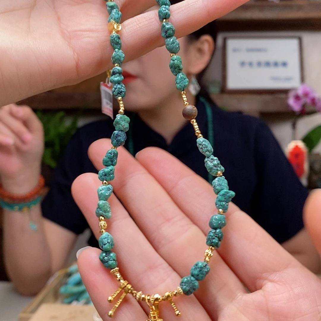 未镶嵌绿松石珠宝奇石