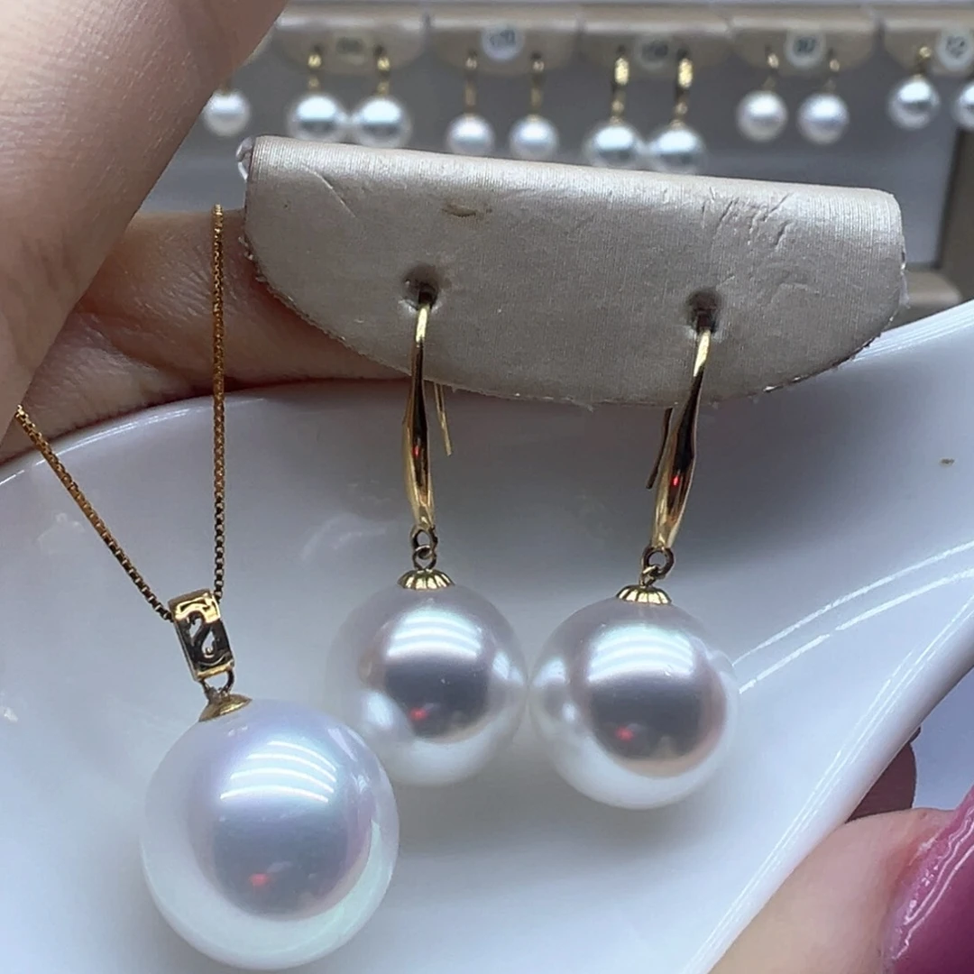 淡水珍珠18K金镶嵌吊坠(赠链)