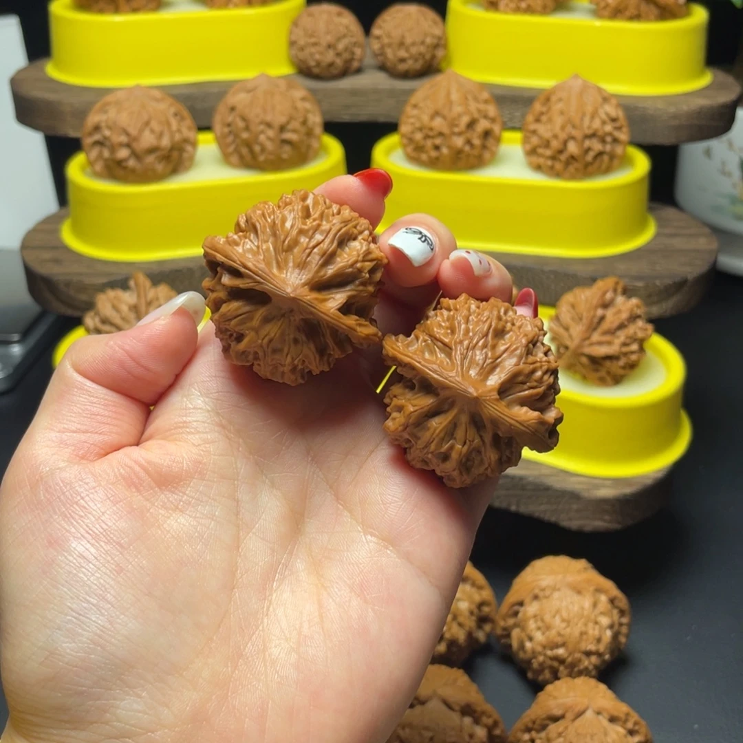 文玩核桃把件微修公子帽40