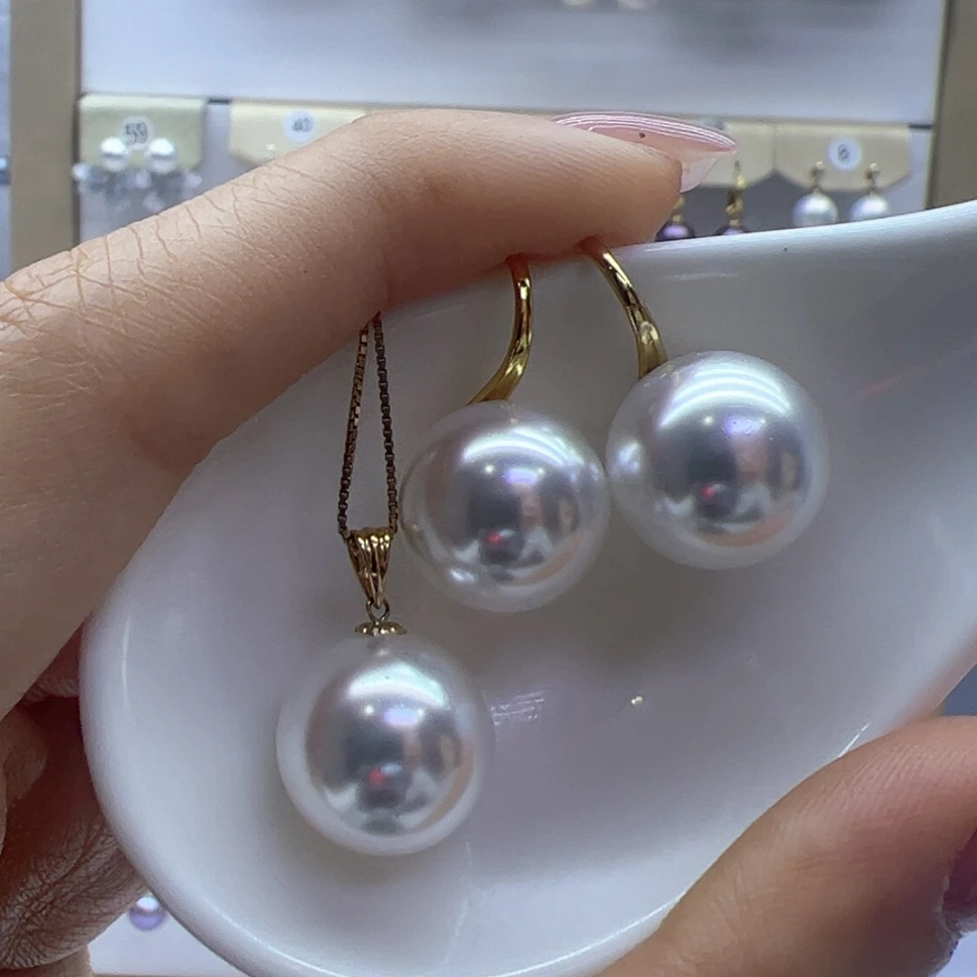 淡水珍珠吊坠(赠链)18K金镶嵌