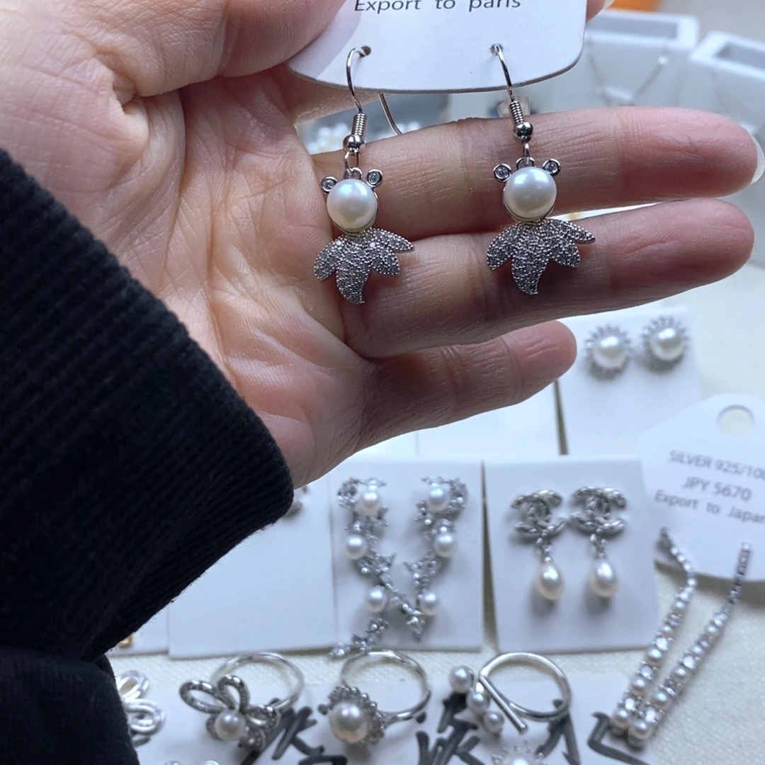 未镶嵌淡水珍珠耳饰