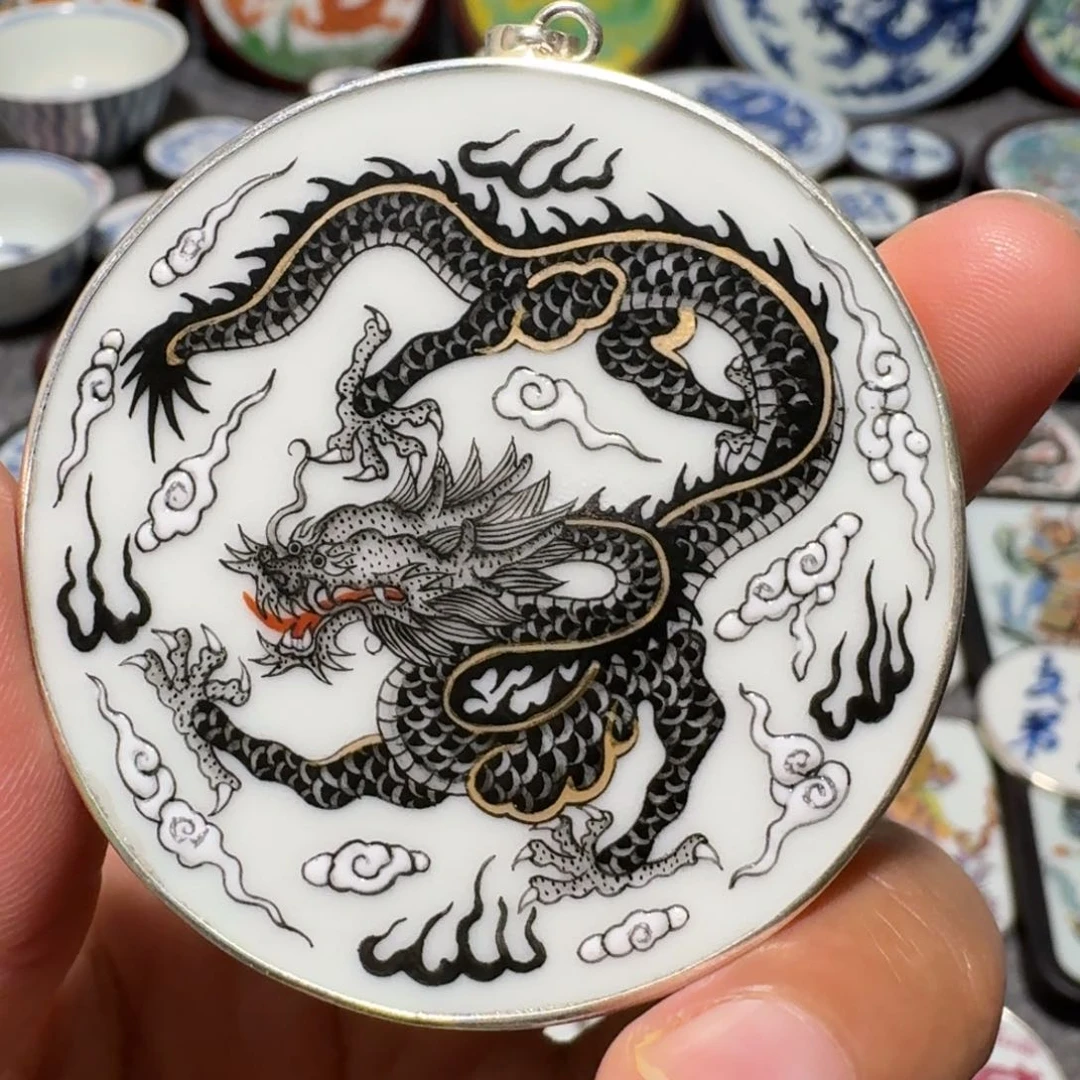 瓷片꧁****꧂精品挂件一个