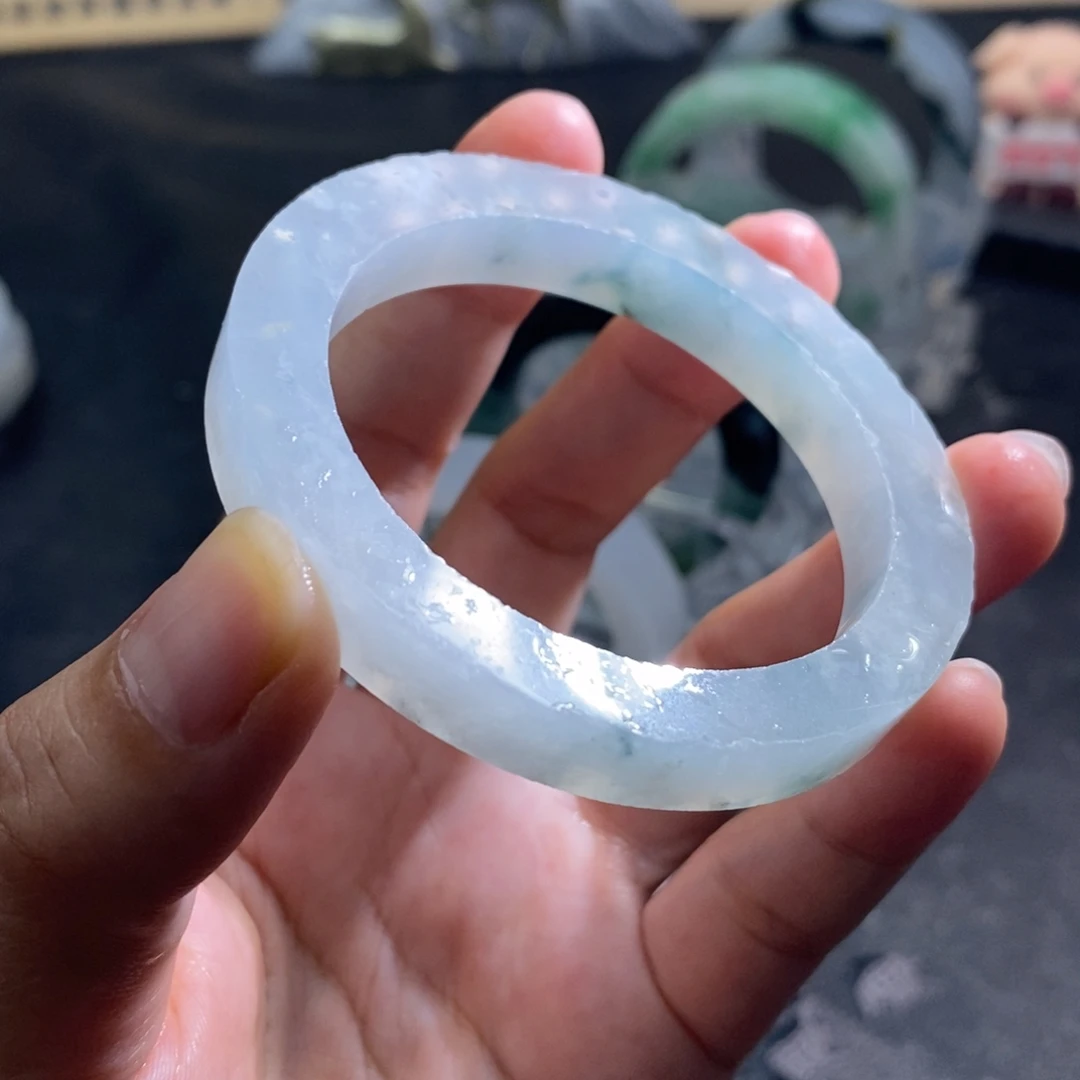 定制翡翠未镶嵌定制手镯