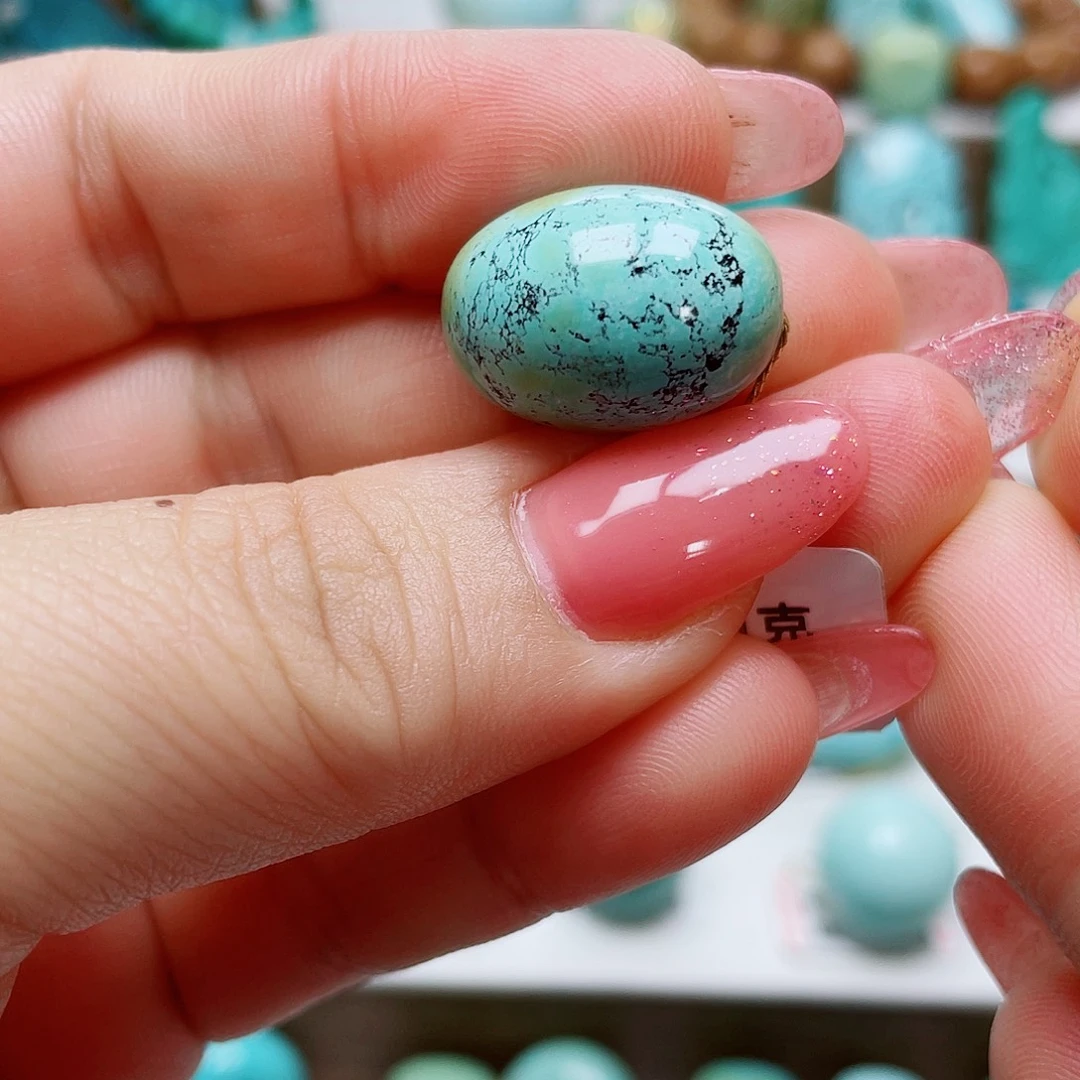 绿松石未镶嵌摆件