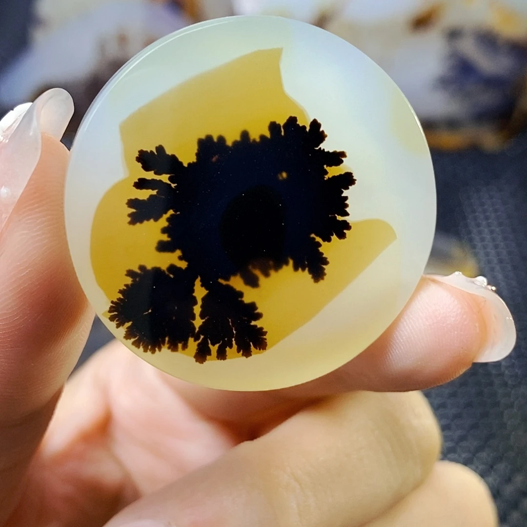 玛瑙/玉髓未镶嵌珠宝半成品