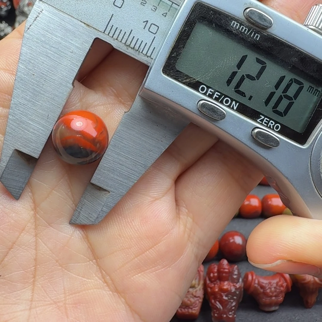 南红玛瑙未镶嵌颈饰