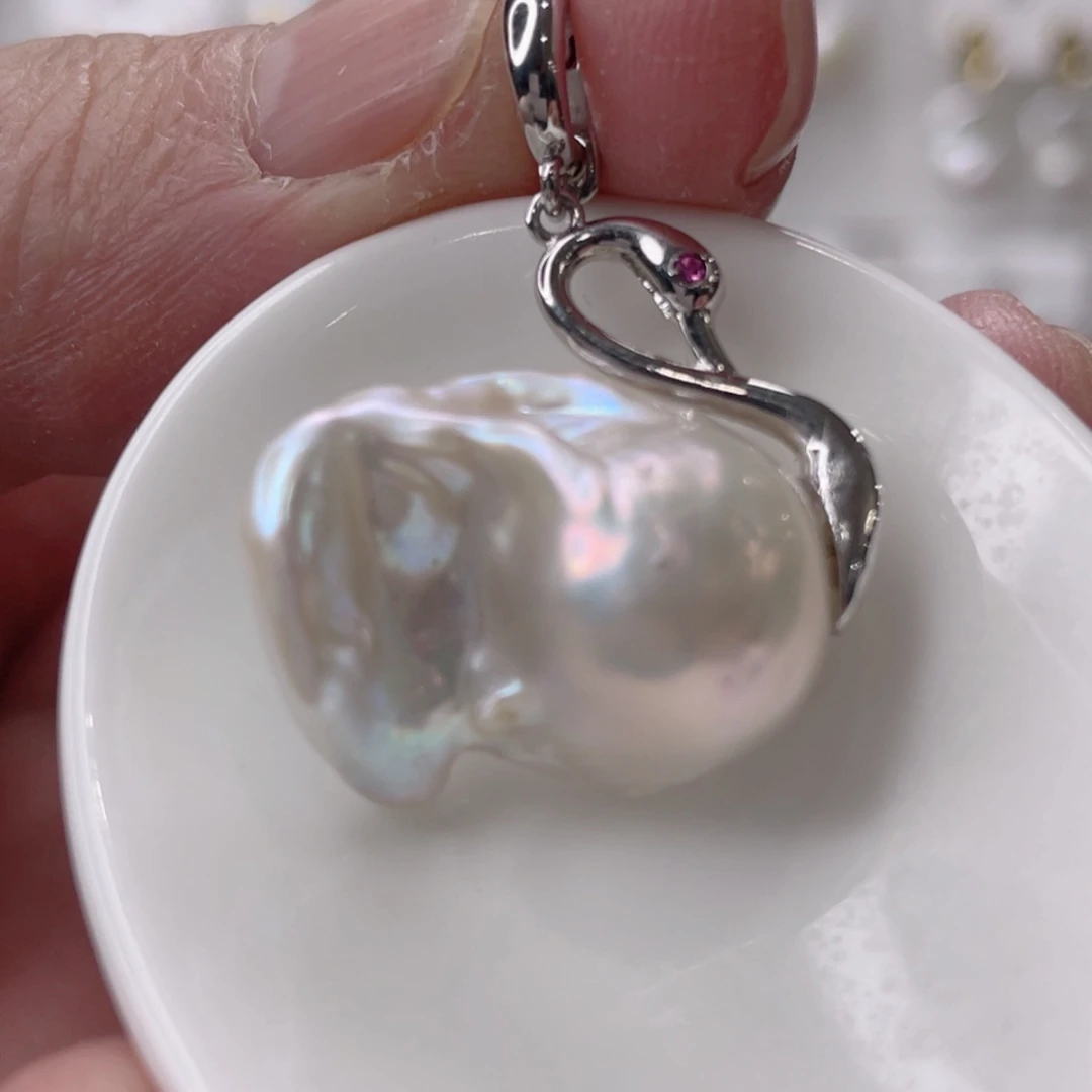 颈饰未镶嵌淡水珍珠