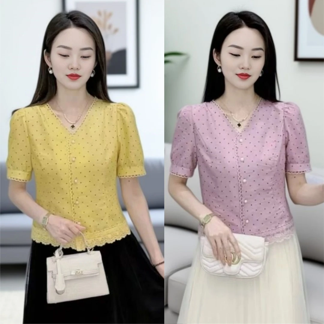 波点短袖衬衫女士V领洋气小衫蕾丝拼接短款修身显瘦时尚百搭上衣