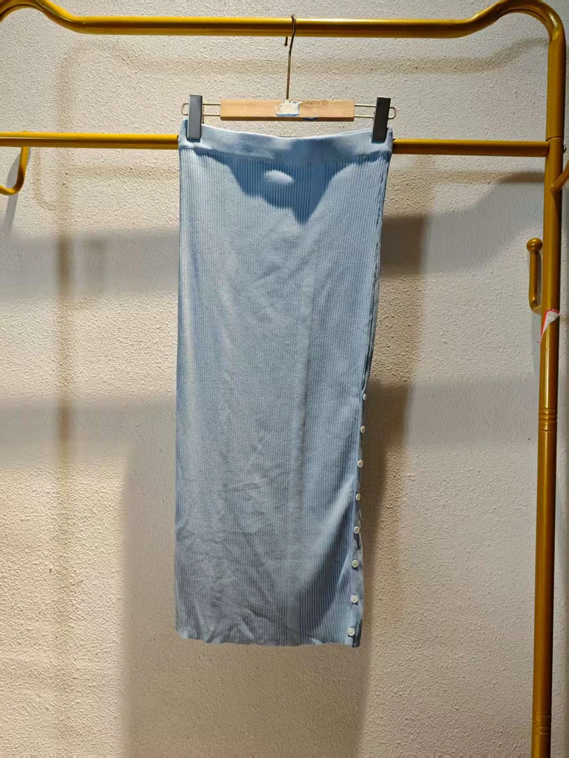 U家剪标 8仓B4-13-1502款  蓝色针织半身裙