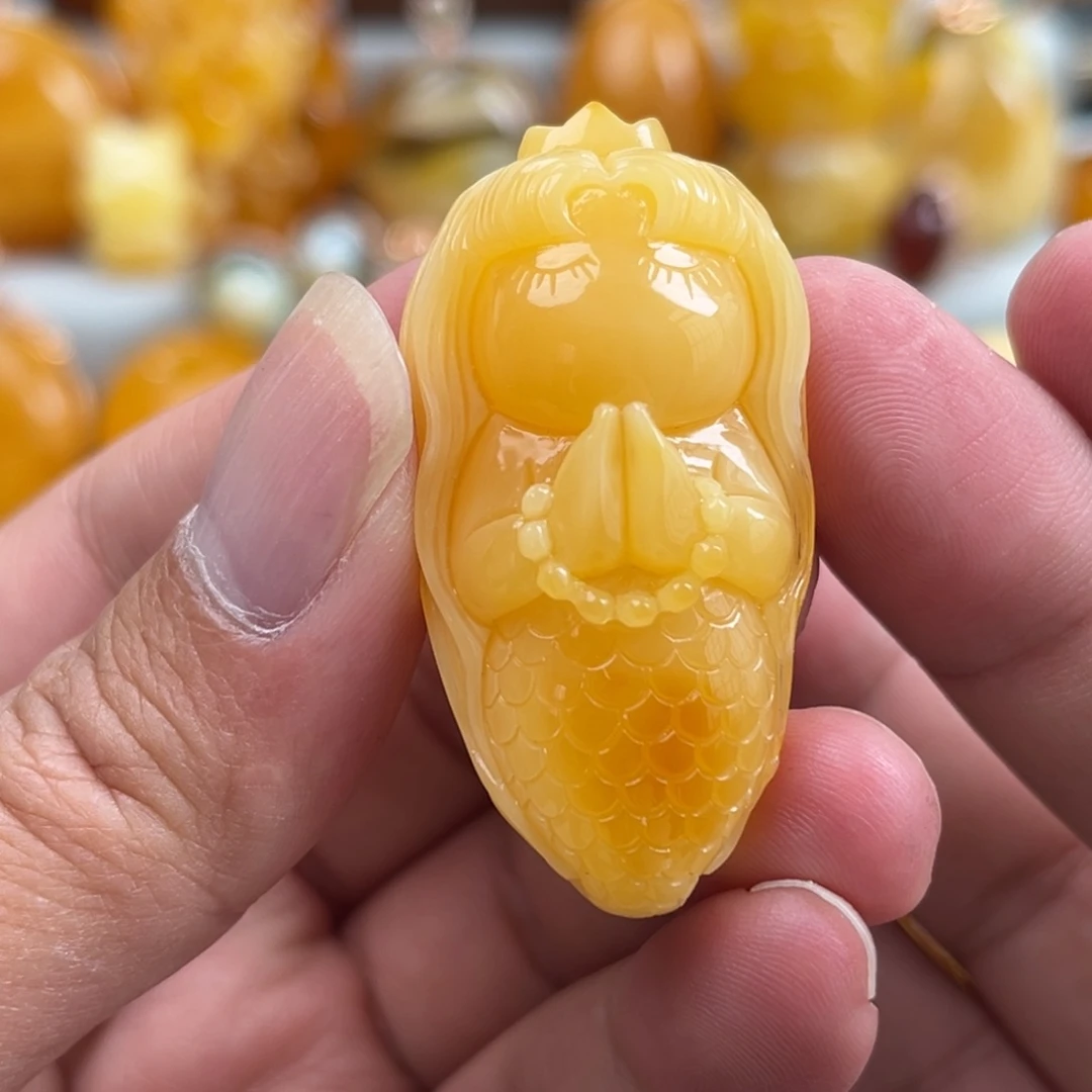 蜜蜡珠宝奇石未镶嵌