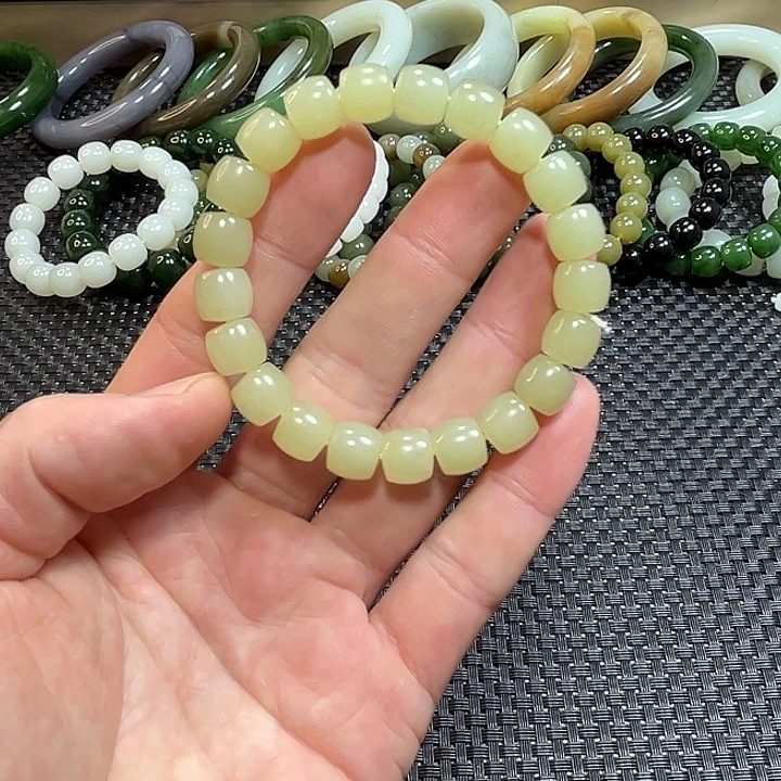 和田玉未镶嵌手链