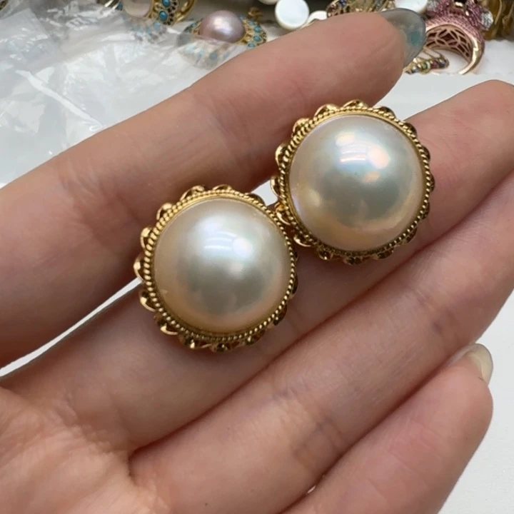 耳饰未镶嵌拼合珍珠（马贝珠）