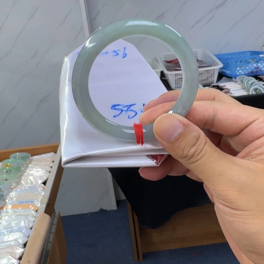 翡翠未镶嵌手镯纯天然缅甸翡翠A货