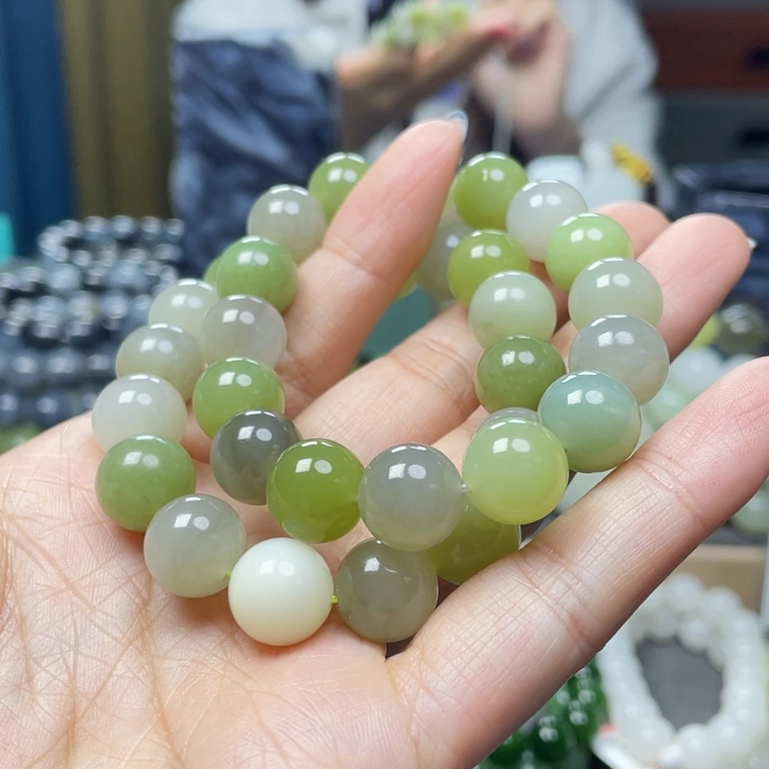 未镶嵌手链和田玉拍一发一，多样性发货