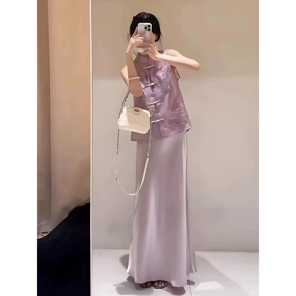 中国风元素优雅马甲清冷感旗中式旗袍时尚新中式画报赴约极简女装