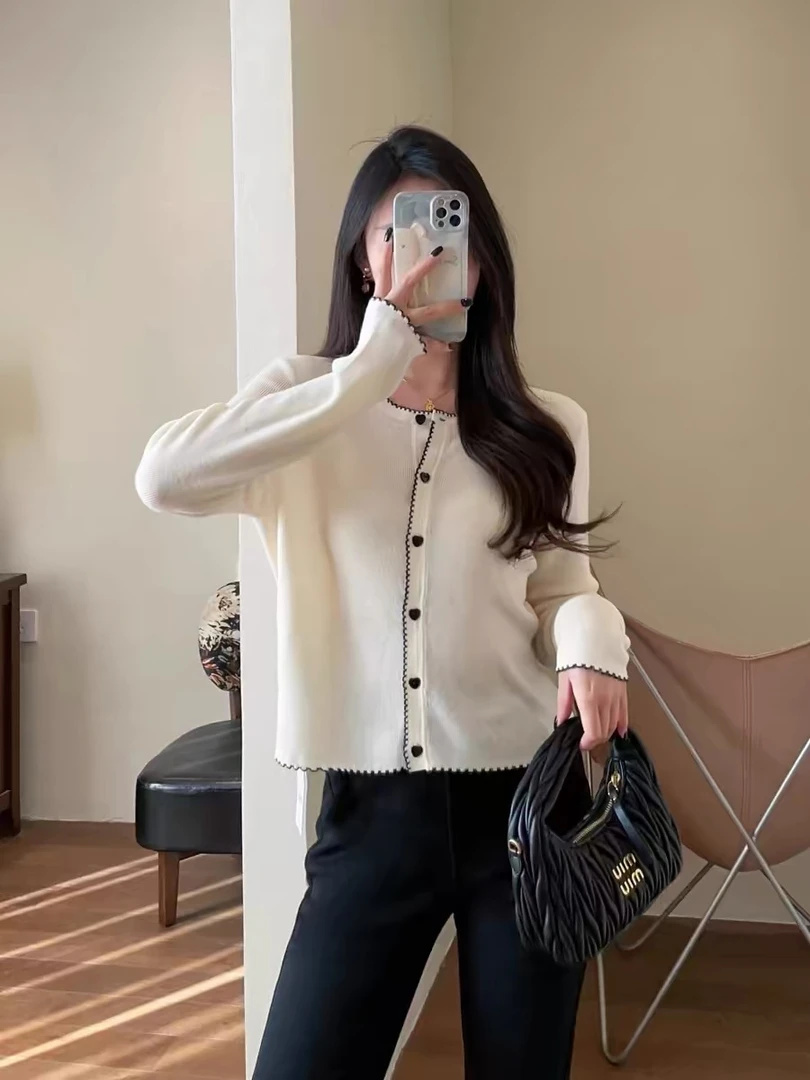 爱心花边 温柔浪漫撞色小众设计美丽诺羊毛针织开衫31692