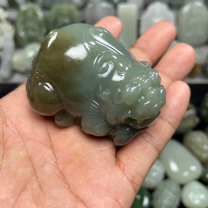 和田玉把件未镶嵌美****K