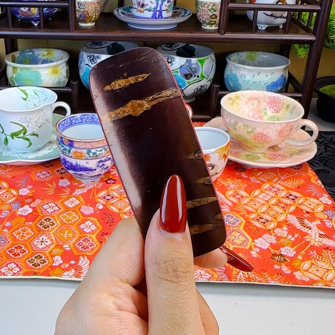 他家茶具瓷器真美！