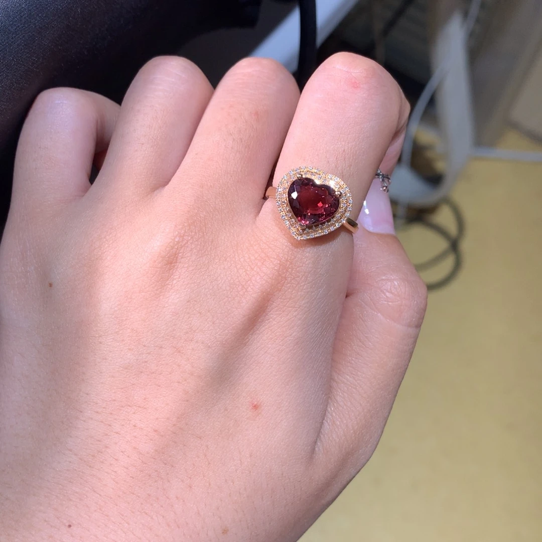 18K金镶嵌戒指碧玺