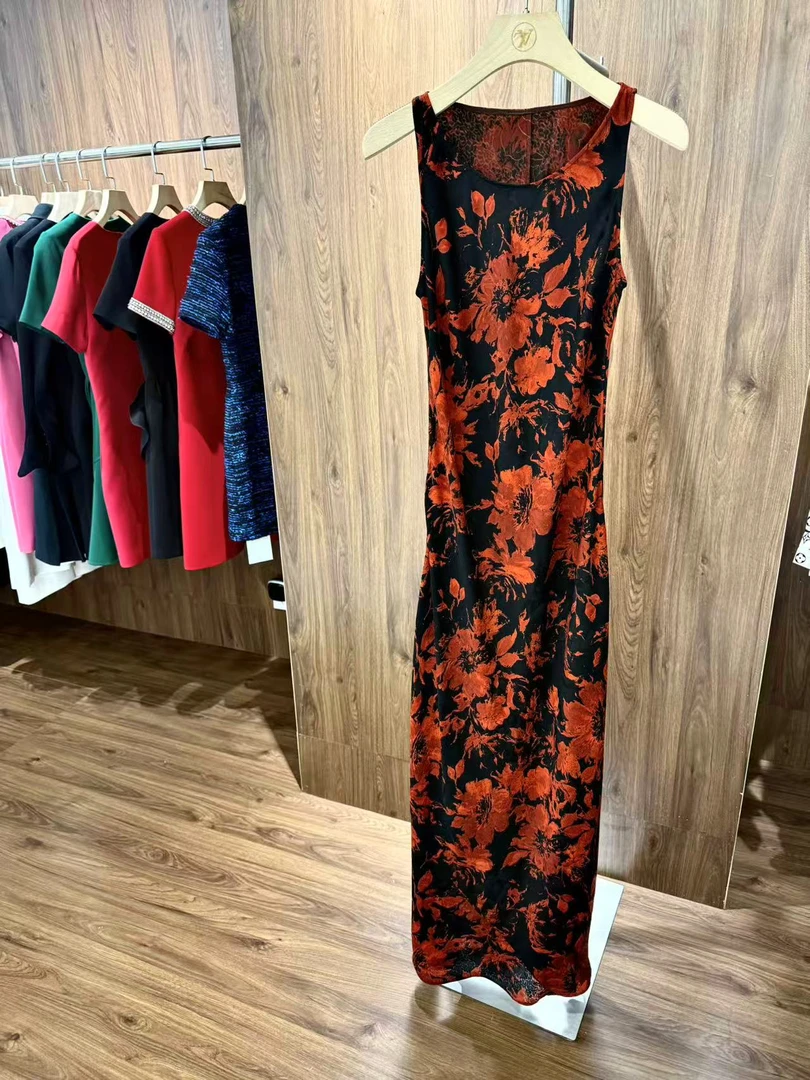 春季无袖休闲风中腰轻职风连衣裙夏季设计师气质碎花