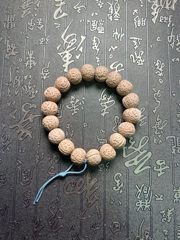 脑纹桃核手串文玩精致