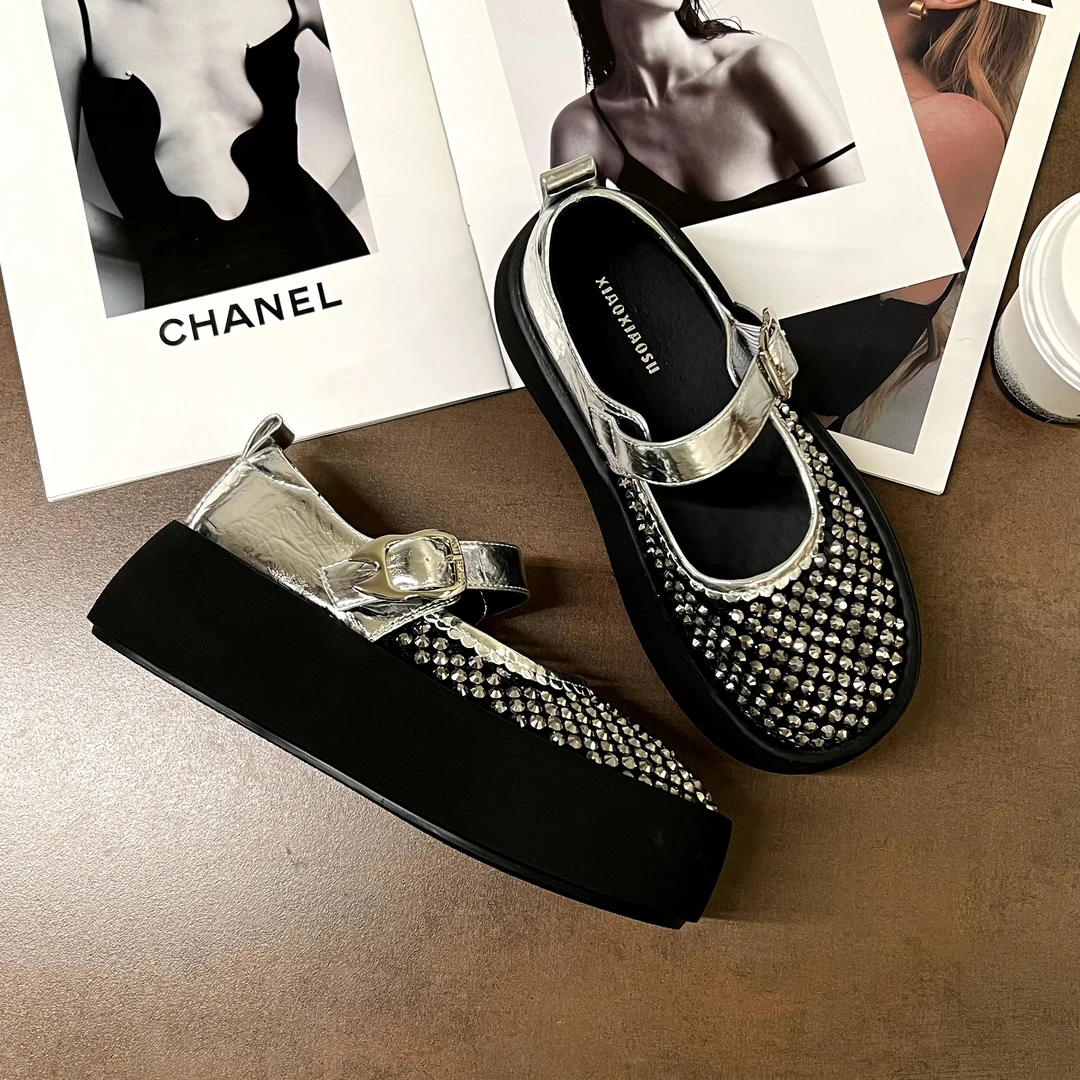 小小苏满钻爆闪2.0松糕底水钻网面包头拖夏天机能潮鞋;EXX55481