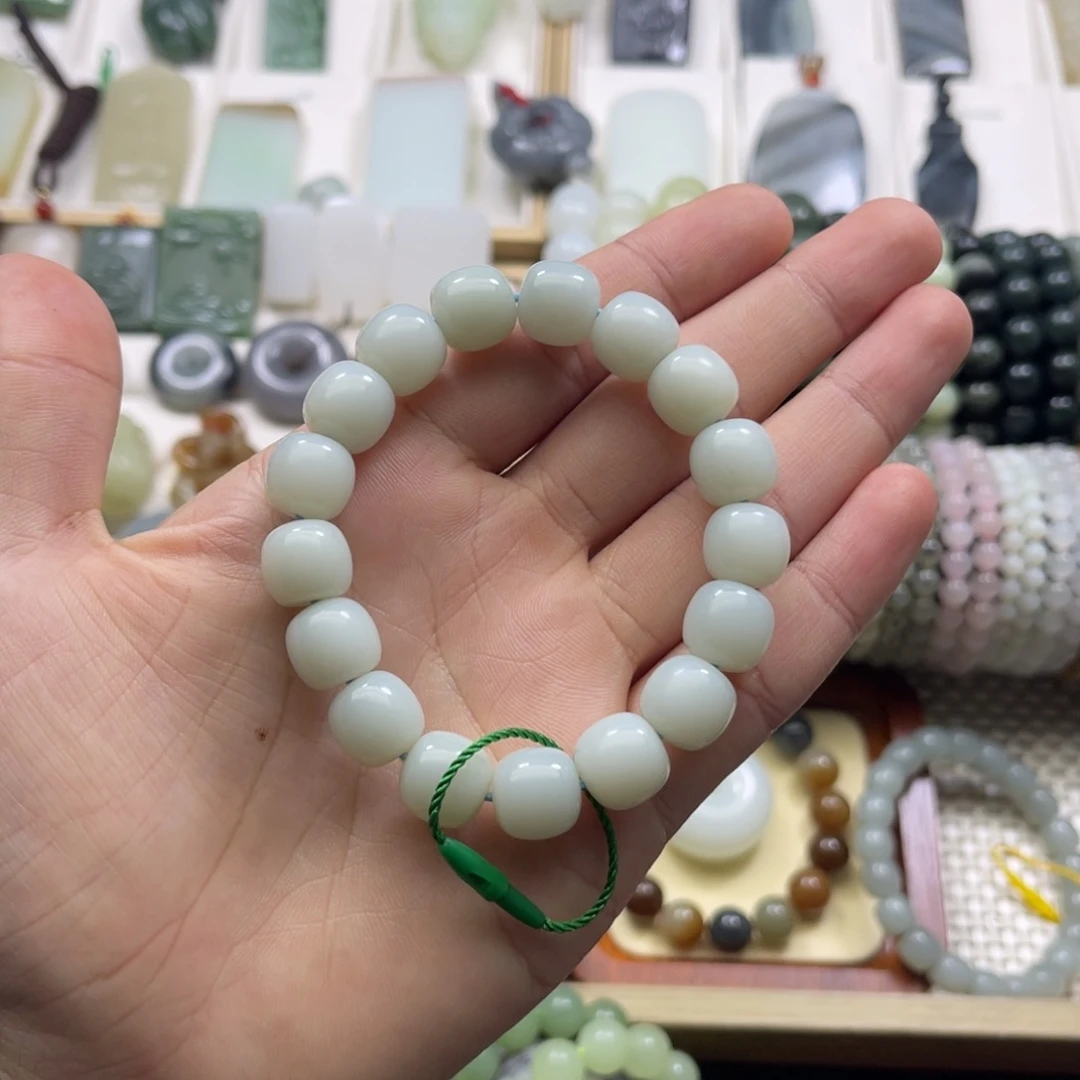 和田玉手链未镶嵌