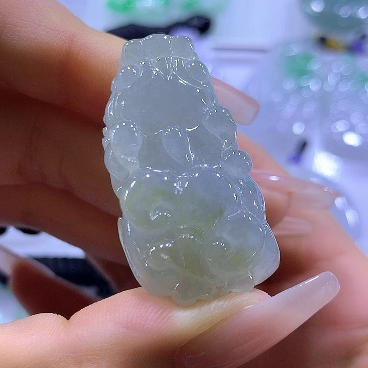翡翠未镶嵌颈饰天然翡翠A货吊坠