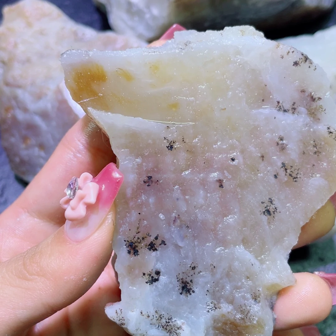 和田玉未镶嵌珠宝半成品