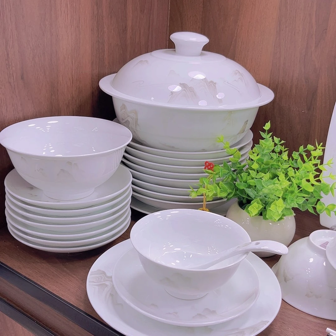 45%以上骨粉骨瓷水墨云山碗盘组合