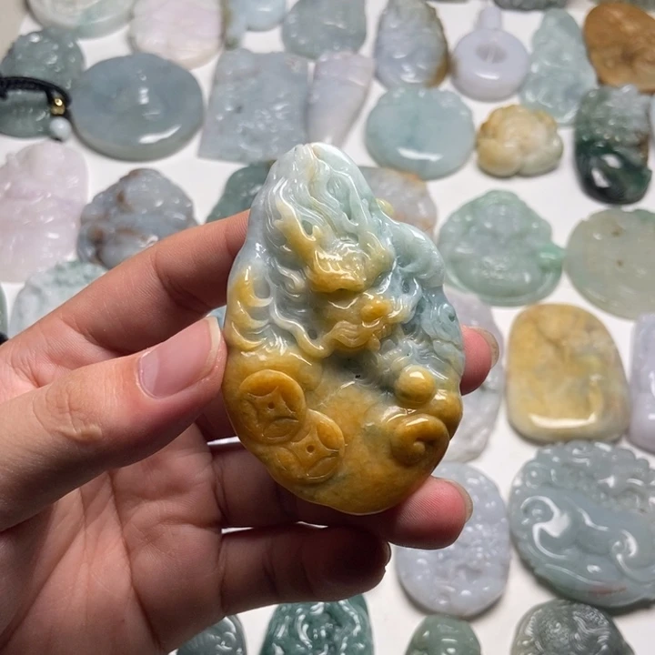 颈饰未镶嵌翡翠龙牌50